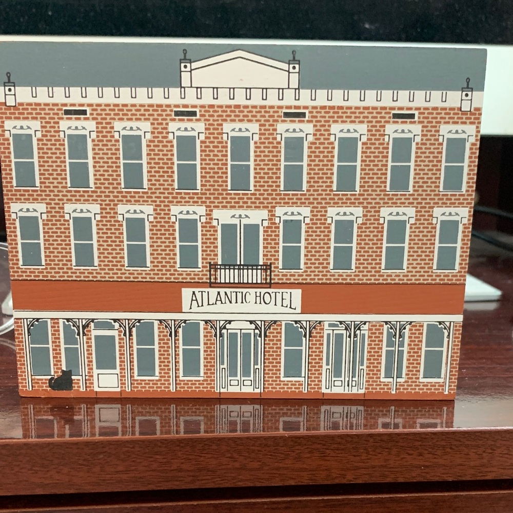 Atlantic Hotel Decorative Block by The Cats Meow Berlin, MD Eastern Shore 1991